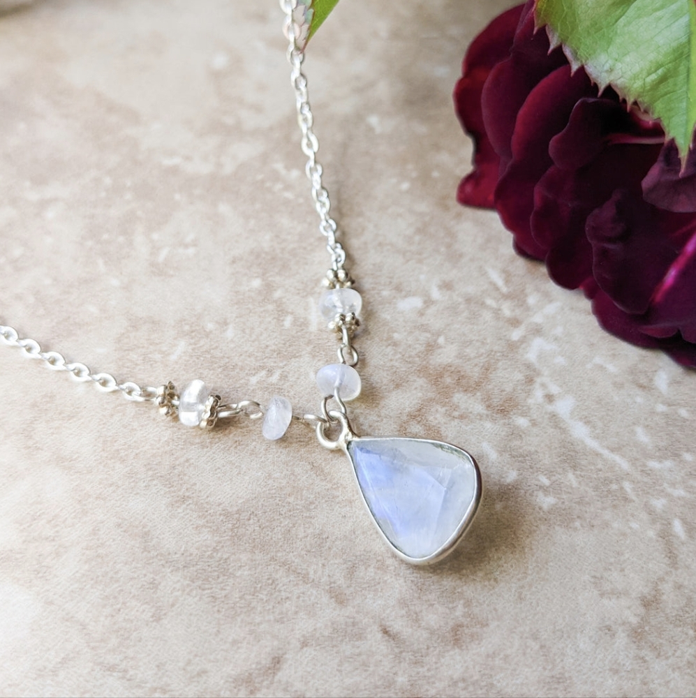 NWT Bentley & Lo Sterling Silver Plated Moonstone Pendant Necklace - Picture 5 of 6